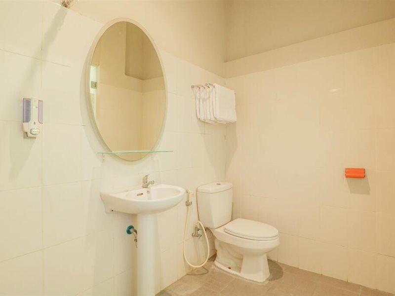 Reddoorz Plus At Sunrise Hotel Sanur Экстерьер фото