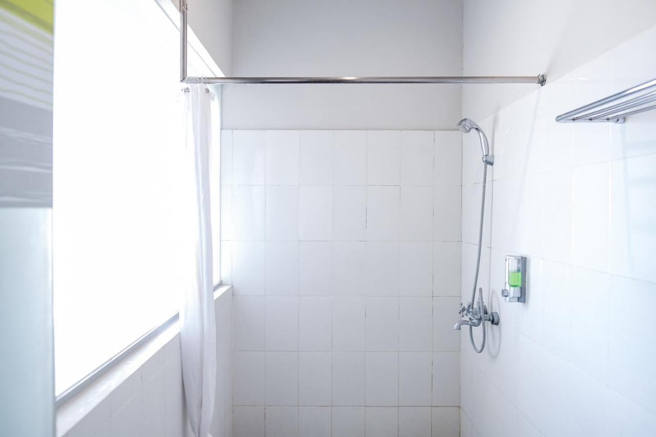 Reddoorz Plus At Sunrise Hotel Sanur Экстерьер фото